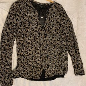 Luck Brand button up top